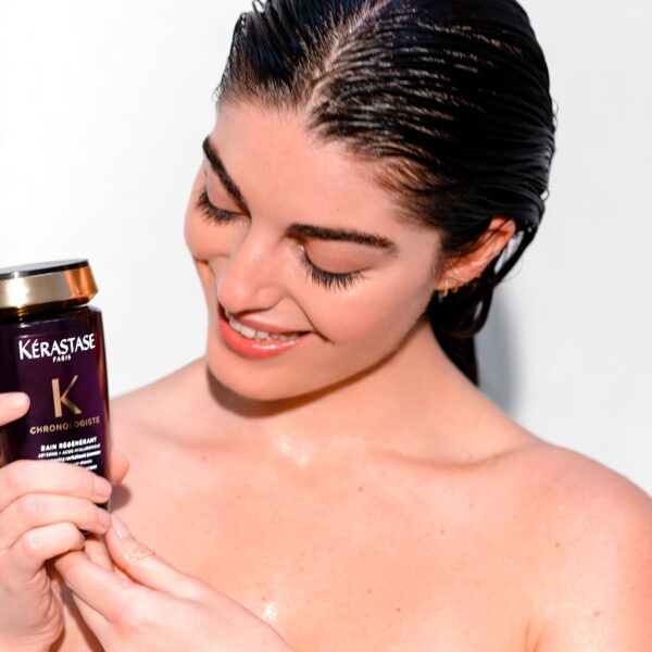 Shampoo Régénérant | 250ml | Kérastase Chronologiste - Imagen 8
