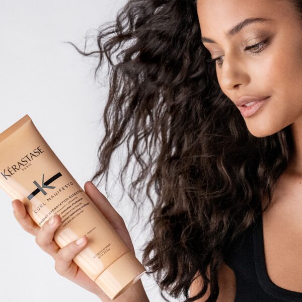 Acondicionador Hydratation Essentielle | 250 ml | Kérastase Curl Manifesto - Imagen 9